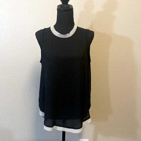 Who What Wear Tank Black And White Raw Edge Classic - Picture 1 of 10